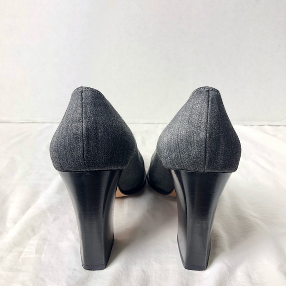 Salvatore Ferragamo Block Heel Pump - Picture 3 of 7